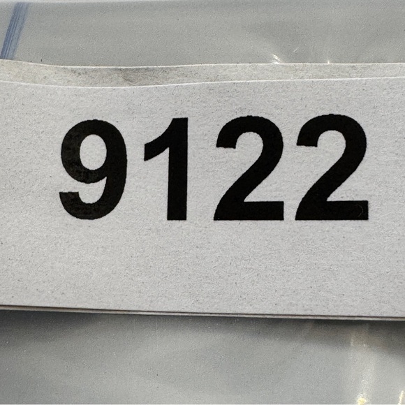 Tinseltown High-Rise Wide-Leg Butterfly Jeans Size 11 Raw Hem - Picture 9 of 9